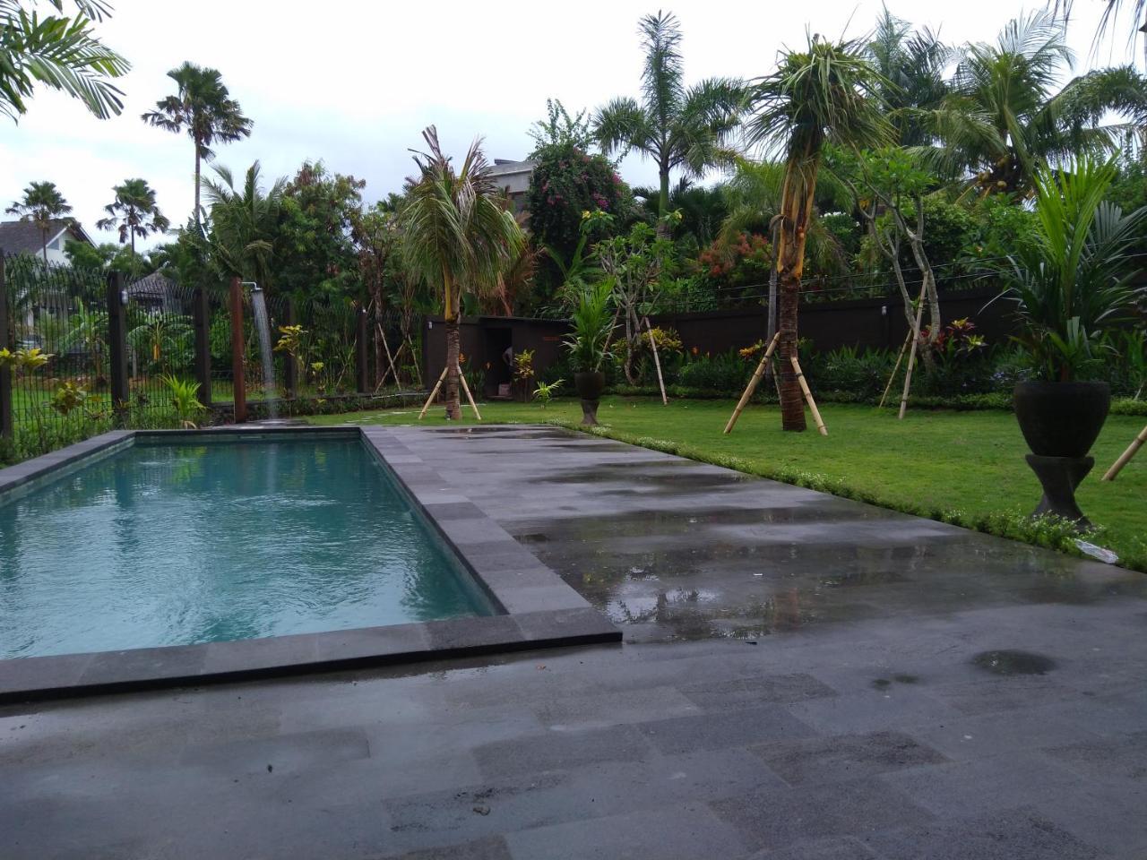 The Uma Guesthouse Canggu Exterior foto